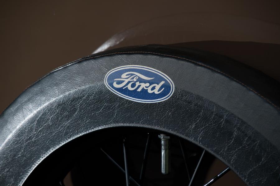  Ford Model A Phaeton 1929 года  (фото 17 из 30)